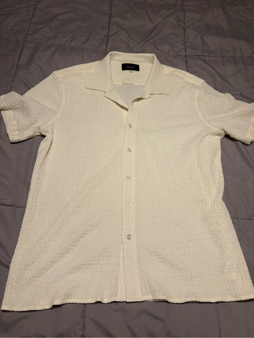 PacSun Men’s Short-Sleeve Button-Up Shirt in Off-White